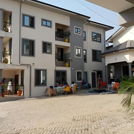 Queen'S Hill Lodge Gbawe 外观 照片